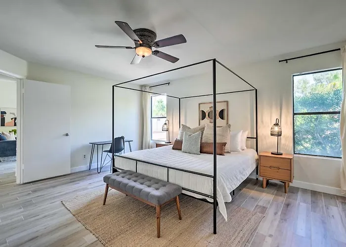Ideal For Snowbirds! Poolside Getaway In Ferienhaus Glendale